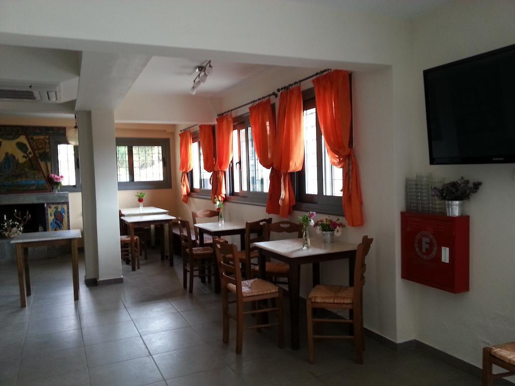 To Greki Hotel Livartzi Luaran gambar
