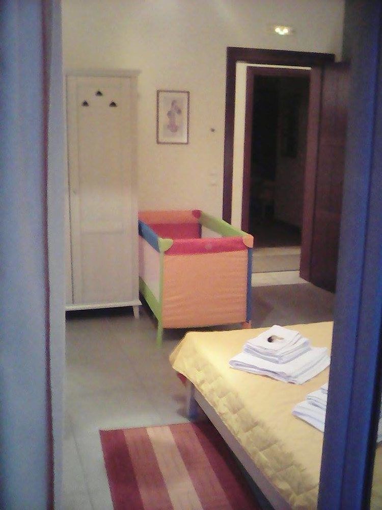 To Greki Hotel Livartzi Luaran gambar
